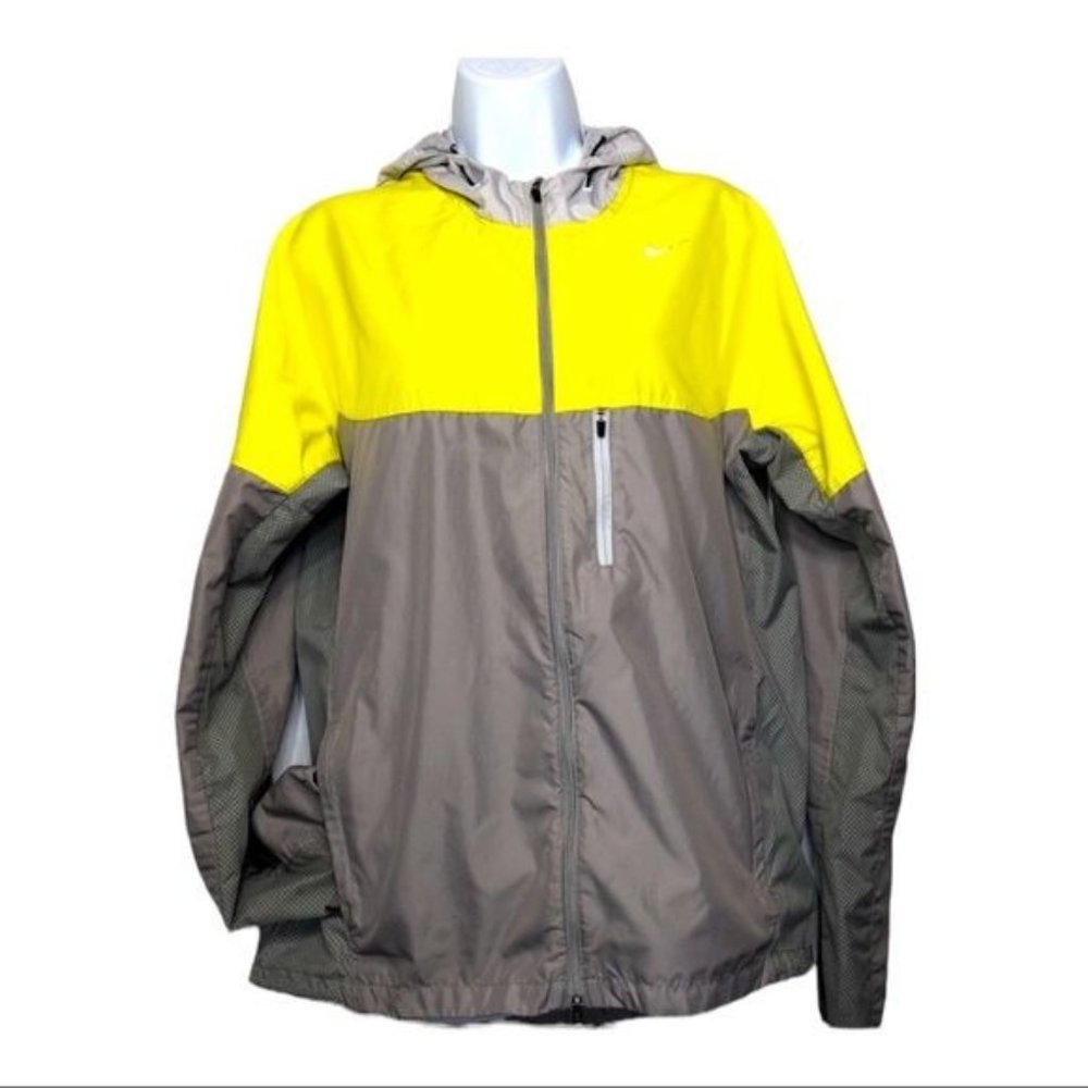 Nike medium lightweight running jacket shell full zip - Picture 4 of 11